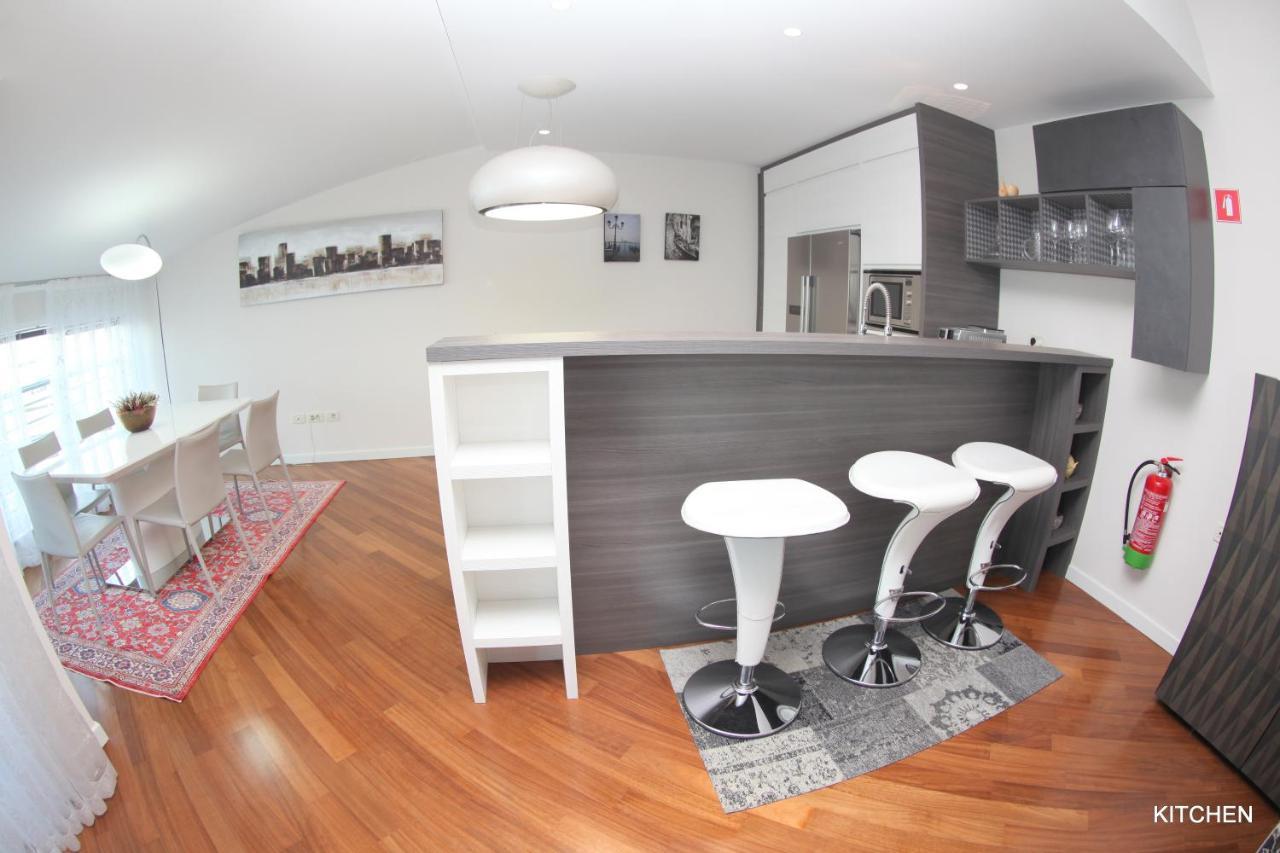 Luxury Marina View Apartment Изола Экстерьер фото