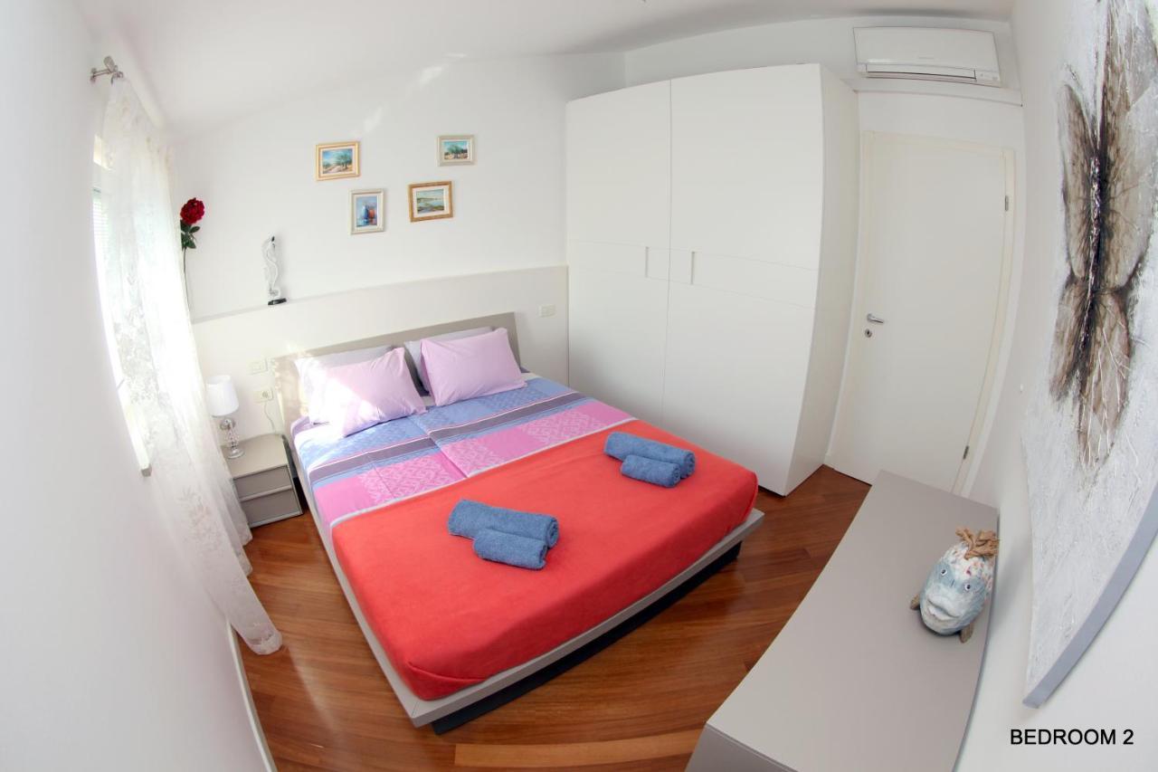 Luxury Marina View Apartment Изола Экстерьер фото