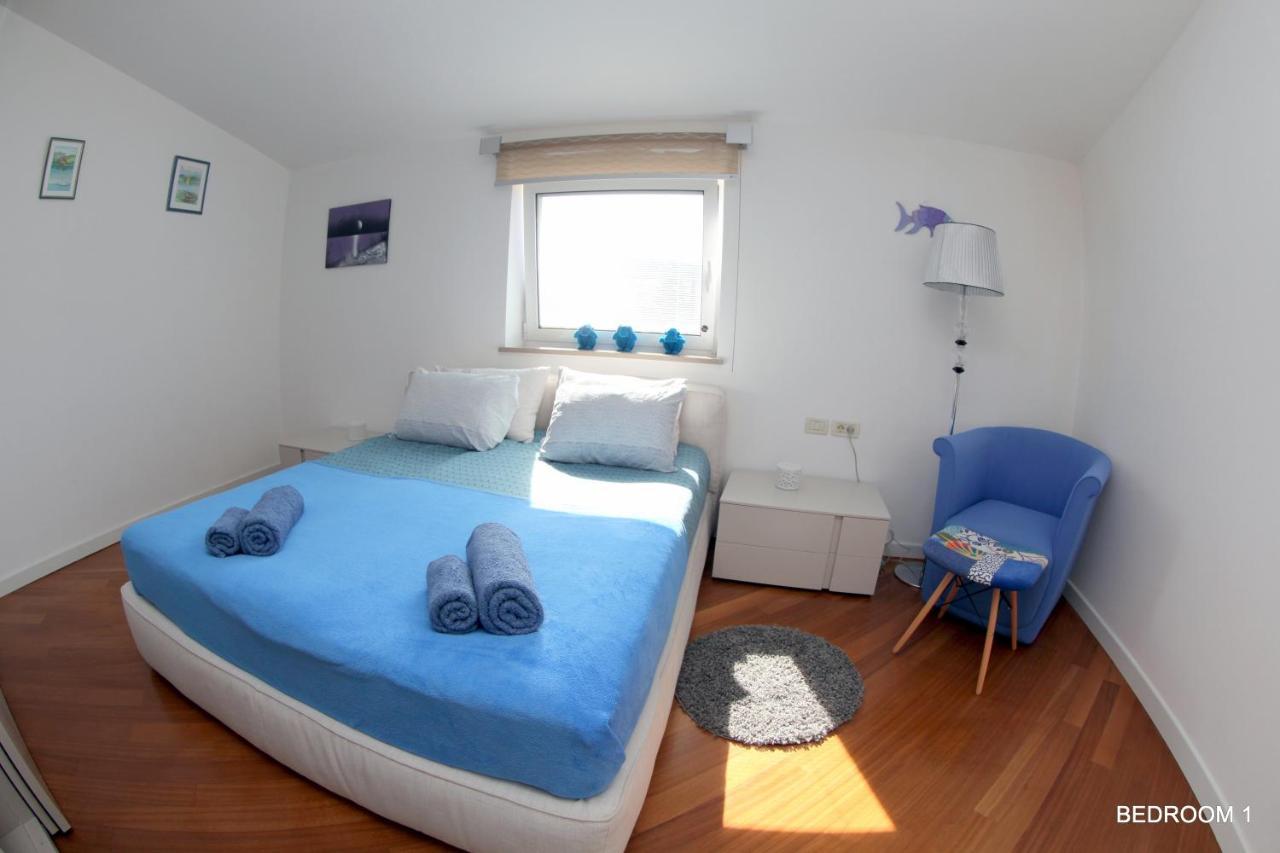 Luxury Marina View Apartment Изола Экстерьер фото